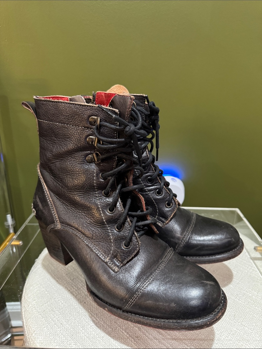 Bed Stu Women's Black Lace-Up Leather Heeled Ankle Boots